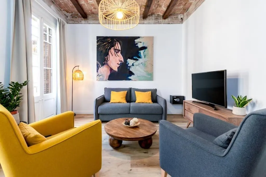 Canela Homes Barcelona Corsega Spain