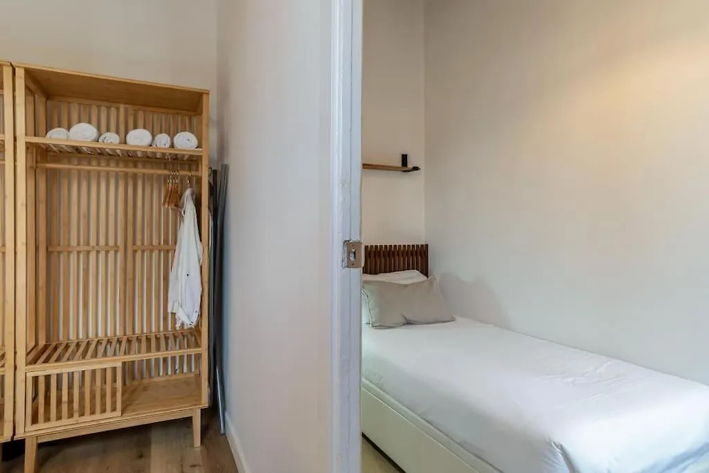 Canela Homes Barcelona Corsega Apartment